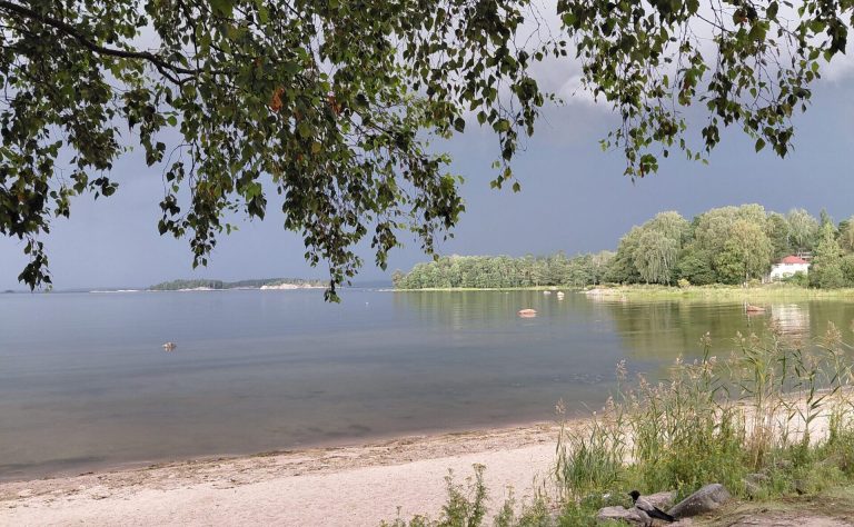 Ikäsyrjimätön yhteiskunta-onko sellaista?